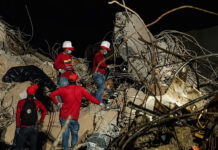 Número de mortos por terremoto passa de 5.000; 2,4 mil socorristas internacionais permanecem na Venezuela