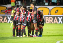 Retorno com o pé direito: Vitória vence o Vasco no Barradão e mantém força em casa no retorno pelo Brasileirão