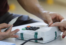 TSE abre prazo para solicitação de voto em trânsito; pedido pode ser feito até o dia 20 de agosto
